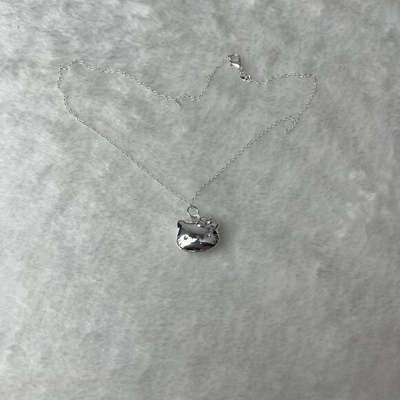 Hello Kitty necklace in silver - Picture 1 of 8